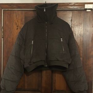 Urban Outfitters Cropped Corduroy Puffer XXXL